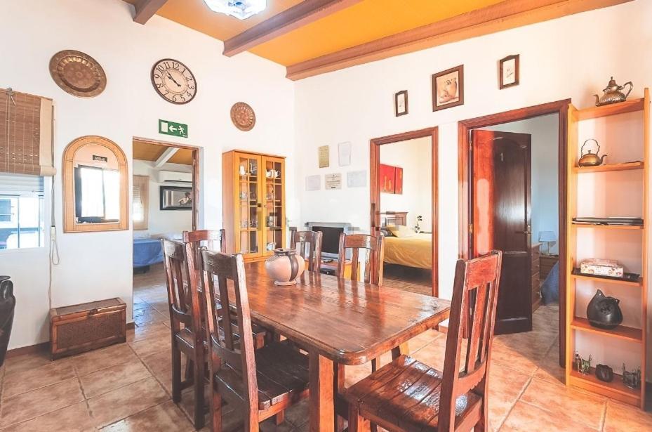 Casa Rural Los Naranjo ヘレス・デ・ロス・カバジェロス エクステリア 写真